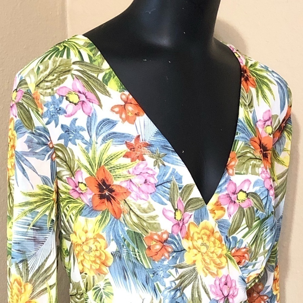Glamorous Floral Print Multi Color Romper - Picture 4 of 6